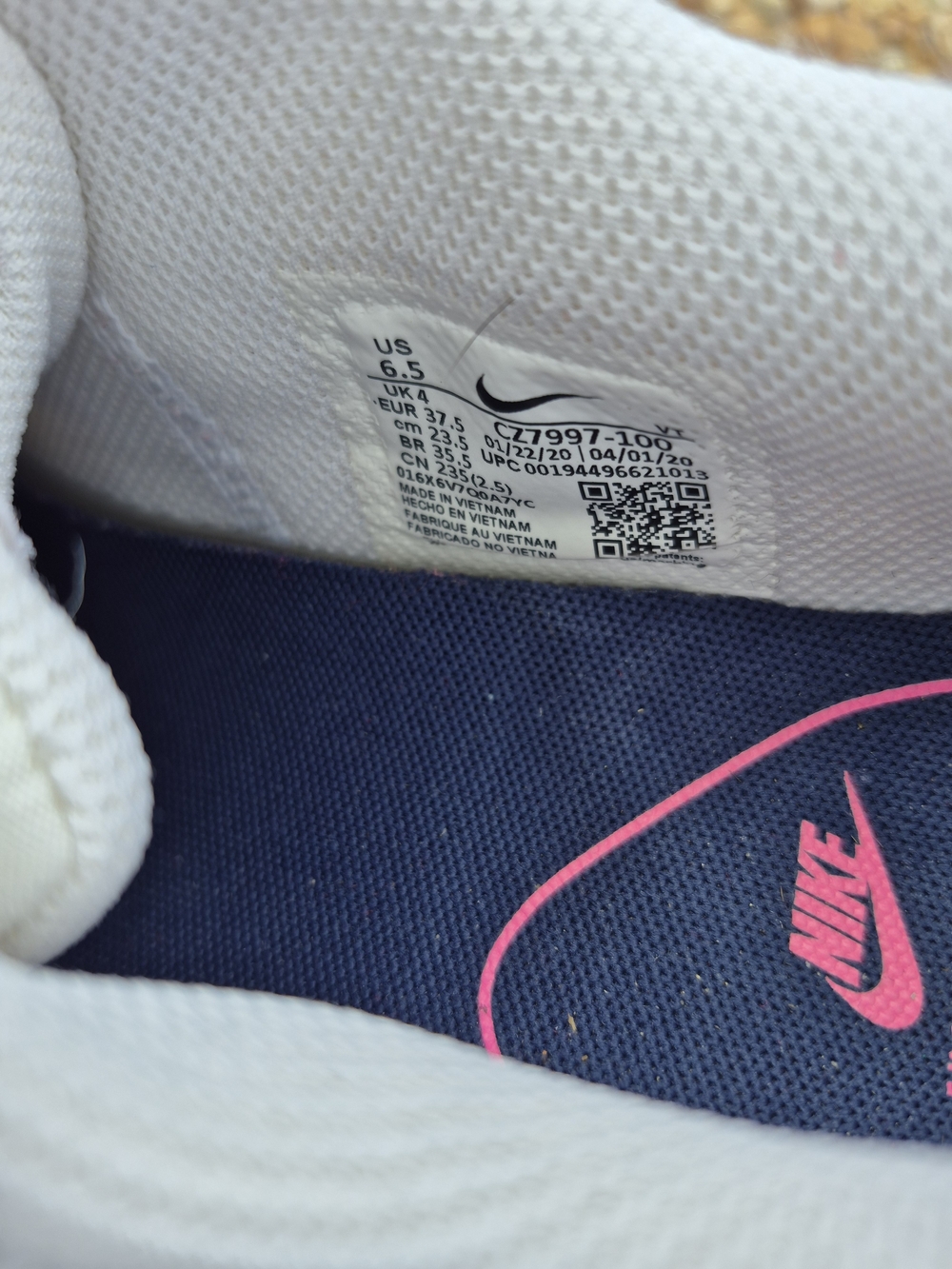 Nike White & Pink Women's Athletic Sneakers - Picture 4 of 7